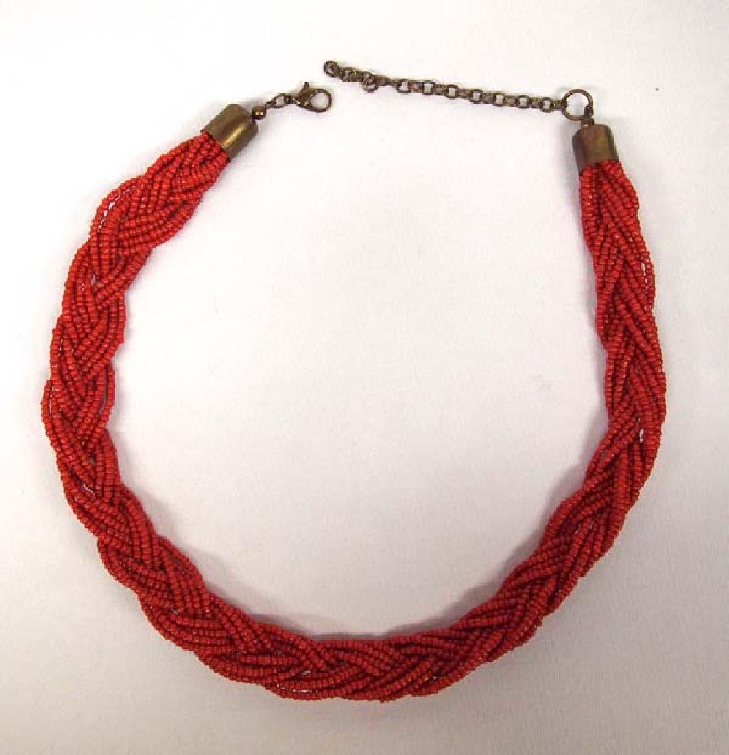 Beautiful Red Seed Bead Choker. (1 of 3)