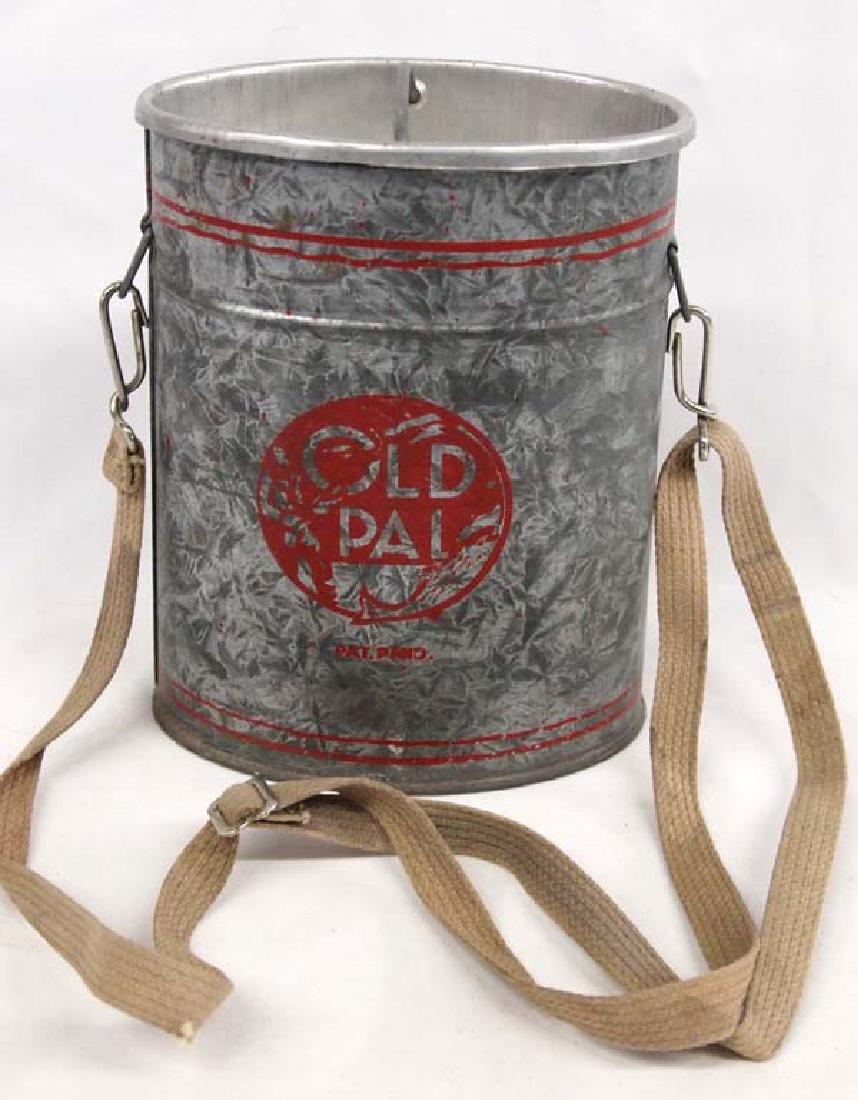 Vintage Old Pal Galvanized Tin Minnow Bucket (1 of 3)