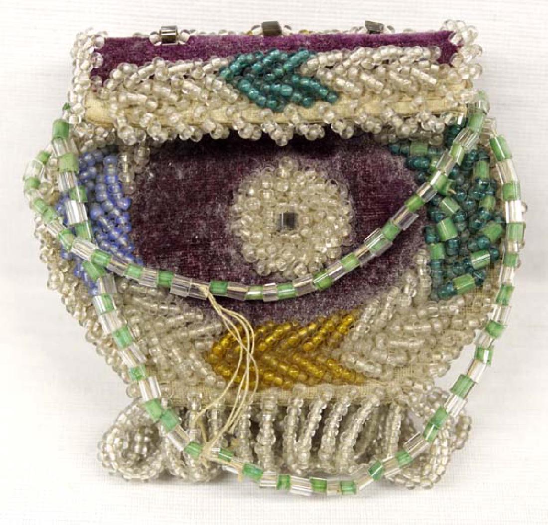 Vintage Iroquois Whimsical Raised Beadwork Purse (1 of 3)