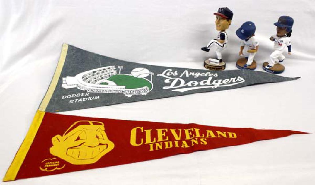 Major League Bobbers & Pennants Collectibles (1 of 2)