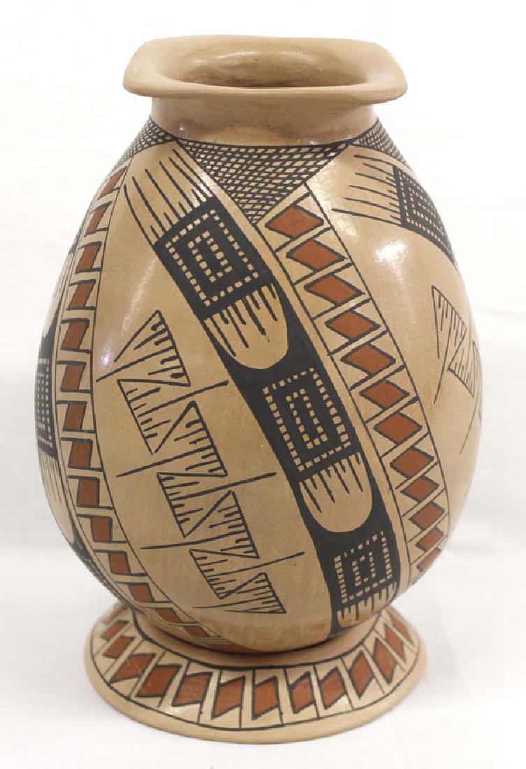 Mexican Mata Ortiz Polychrome Pottery Jar & Stand (1 of 5)