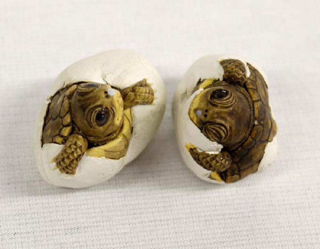 2 Estate Sculpted Clay Turtles Hatching by McFarland: 2 Hummert Estate Hand Sculpted Clay Hatching Box Turtles by Pennsylvania artist Thomas McFarland, measure 1.5''L x 1'', signed by artist, 1 was purchased in 1985 in Farmington, Connecticut and the oth