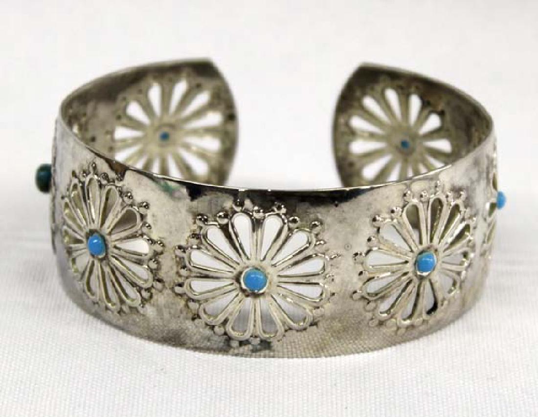 Southwestern Sterling Turquoise Bracelet (1 of 3)