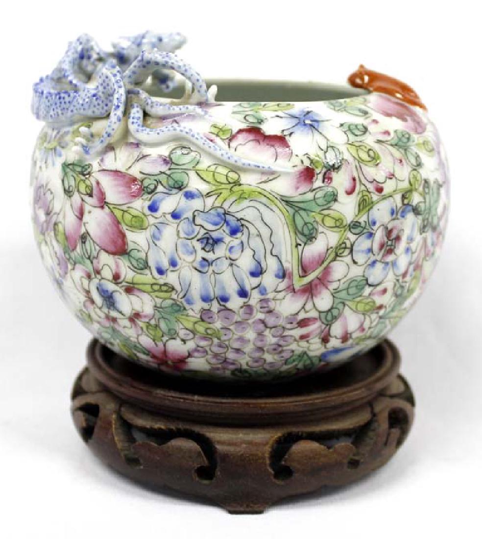 Chinese Hand Painted Porcelain Dragon & Bat Bowl (1 of 5)