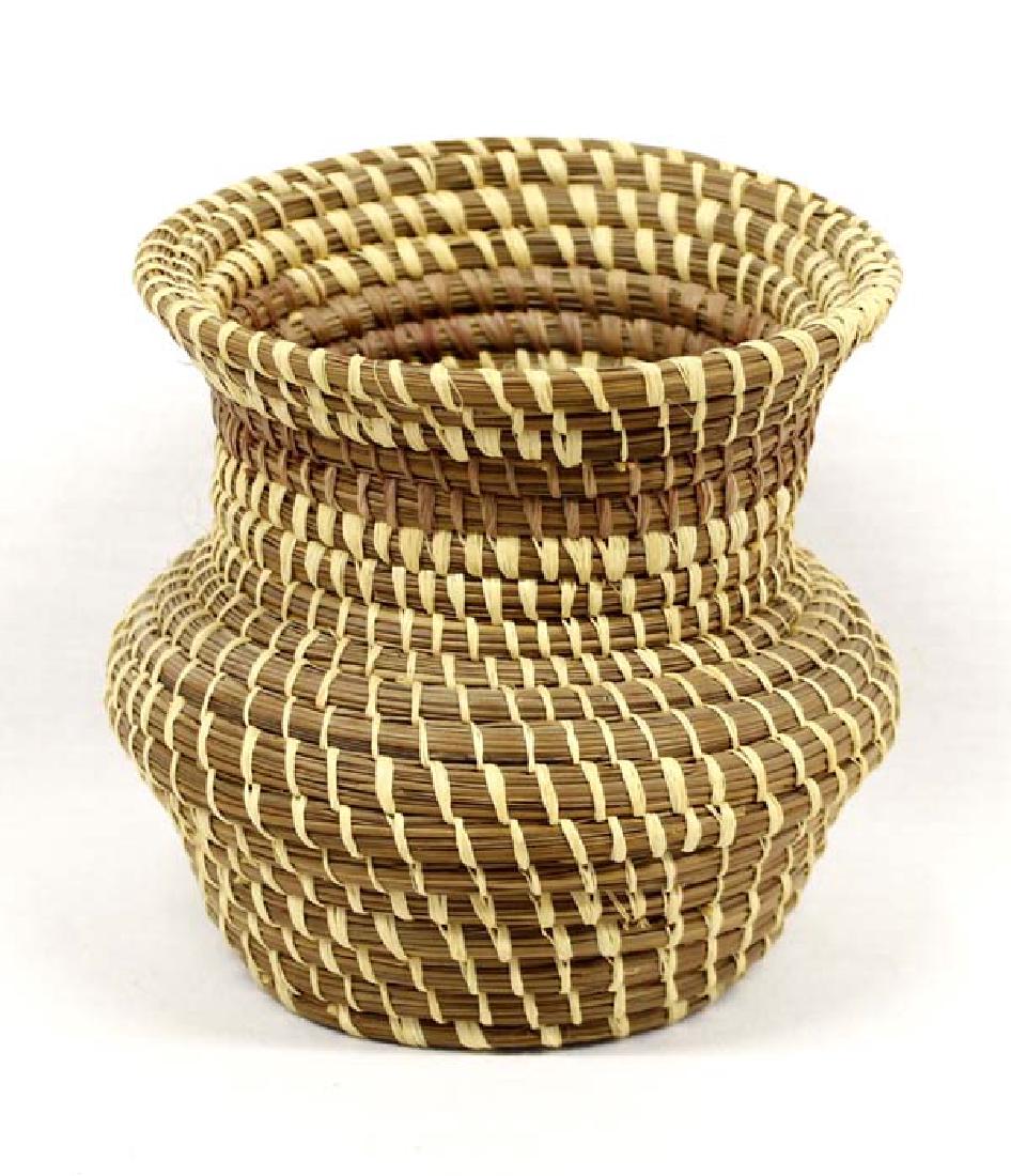 Native American Coushatta Pine Needle Basket (1 of 3)