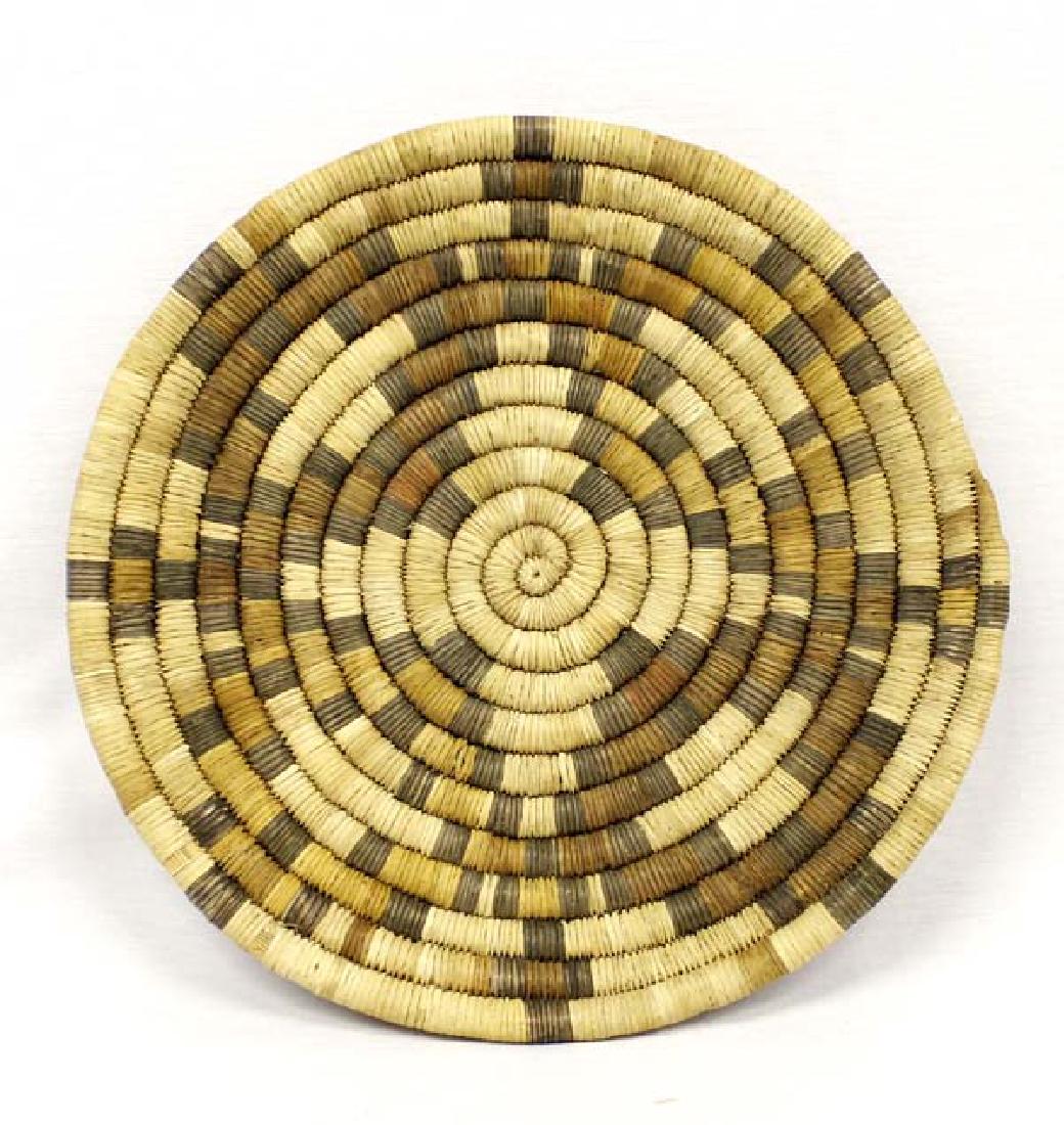 Native American Hopi Tri-Colored Basketry Tray (1 of 2)