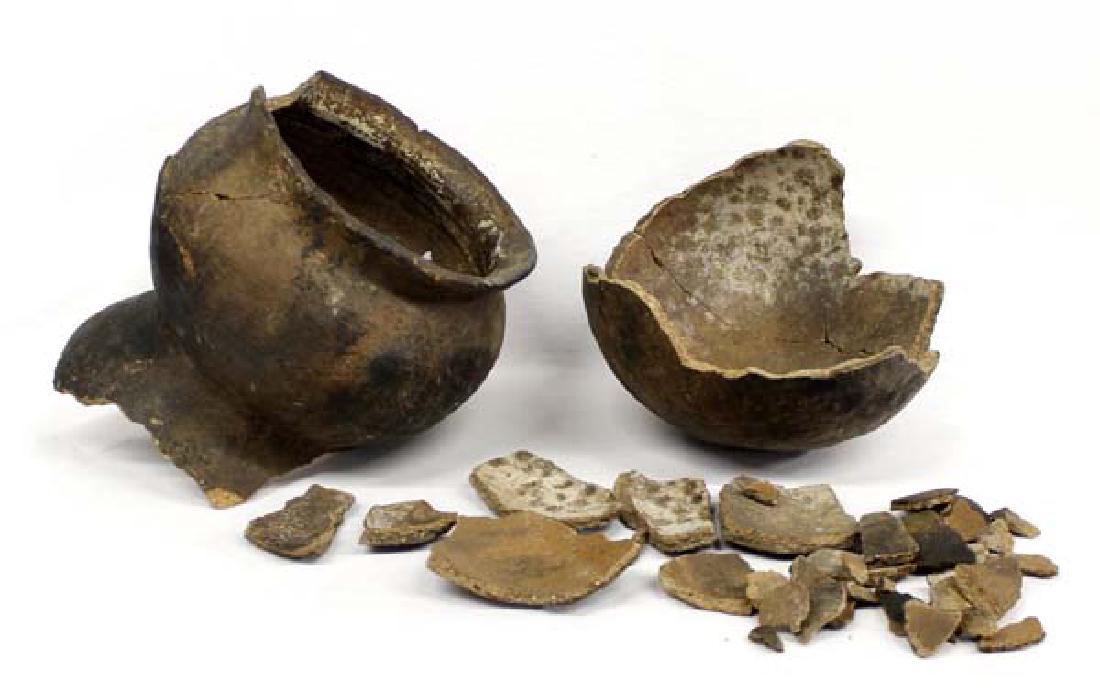 Prehistoric Native American Bag Pot Plus (1 of 2)
