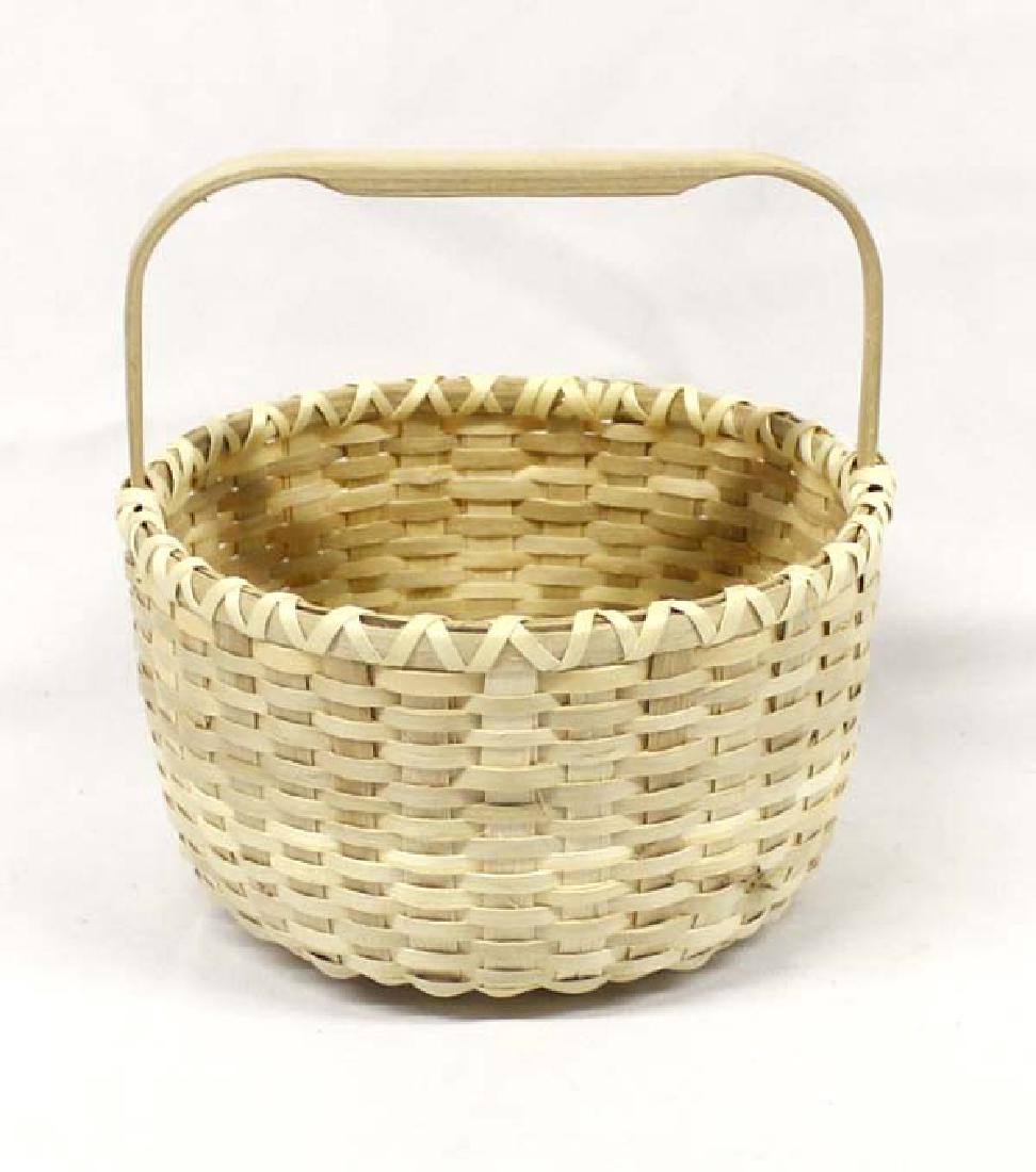 Native American Micmac Basket (1 of 4)