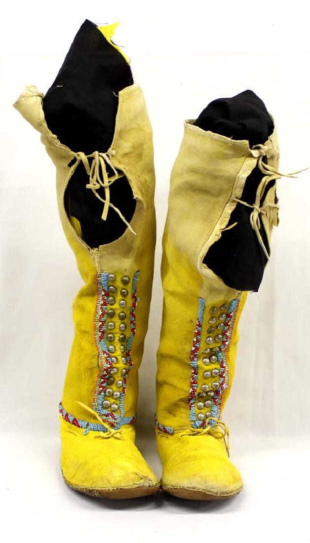 Native American Comanche Beaded High Top Moccasins (1 of 6)