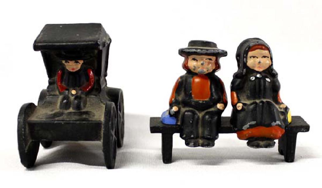 Vintage Cast iron Amish Salt and Pepper Shakers: Arrington Estate: Vintage Cast Iron Amish Salt and Pepper Shakers, includes man and woman sitting on bench and Amish Buggy, buggy measures 3'' x 1.5'' x 2.5''