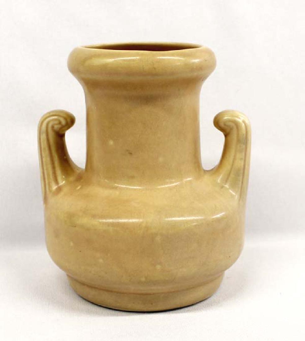 Early 1940 Hull Pottery Vase (1 of 5)