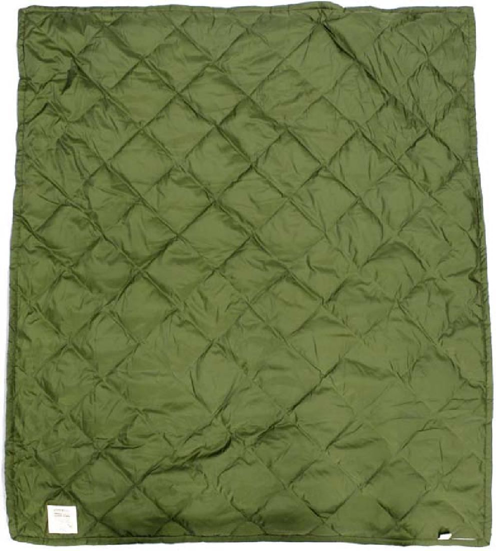 Like New Eddie Bauer Goose Down Lap Blanket (1 of 4)