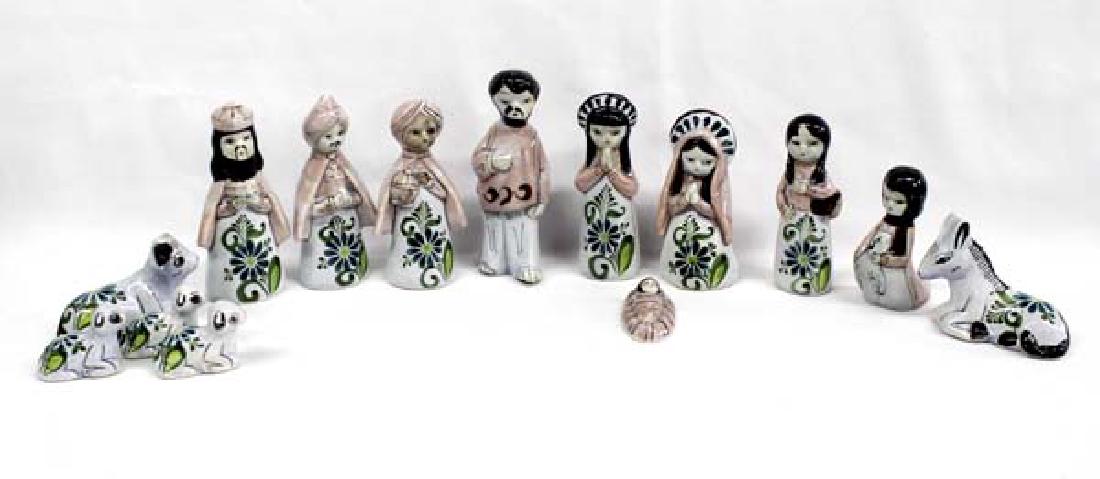 Mexican Tonala Nativity Set: Mexican Tonala Nativity Set, largest piece measures 4.5'' x 1.5'', 14 pieces total