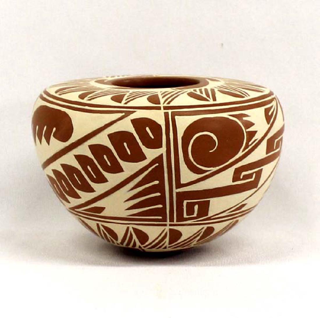 Mexican Mata Ortiz Pottery Seed Jar, Ruben Ponce' (1 of 5)