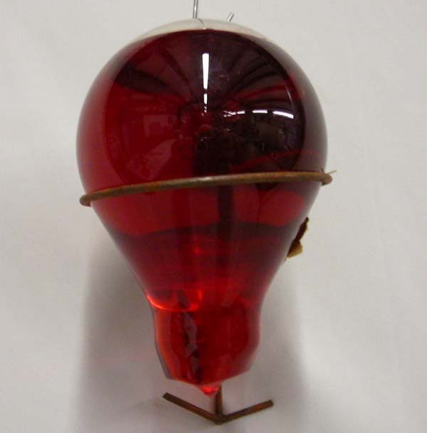 1062 Antique Spot Automatic Glass Fire Grenade Lot 1062