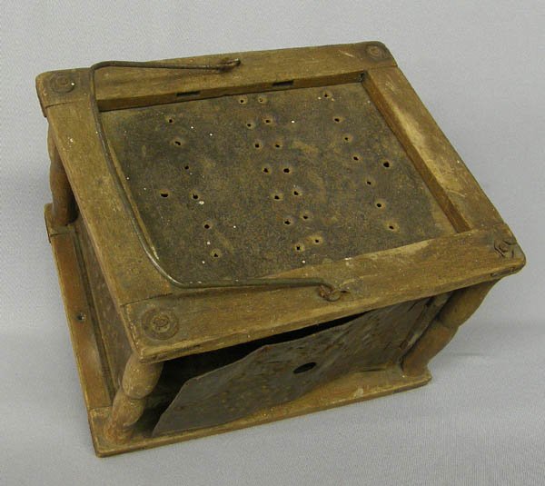 Antique Mennonite Tin Small Critter Carrier - 2