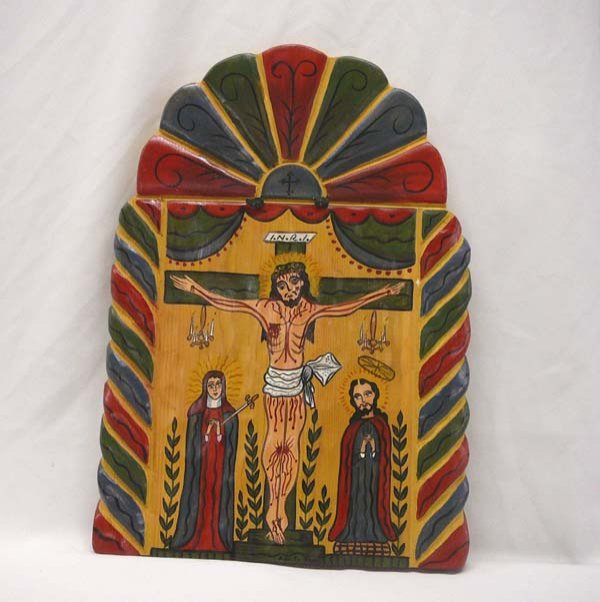 Wood Retablo Christo by Roberto Gonzales 13''x9.5: Wood Retablo Christo by Roberto Gonzales 13''x9.5''. All natural dyes & hand painted. SHI $20.
