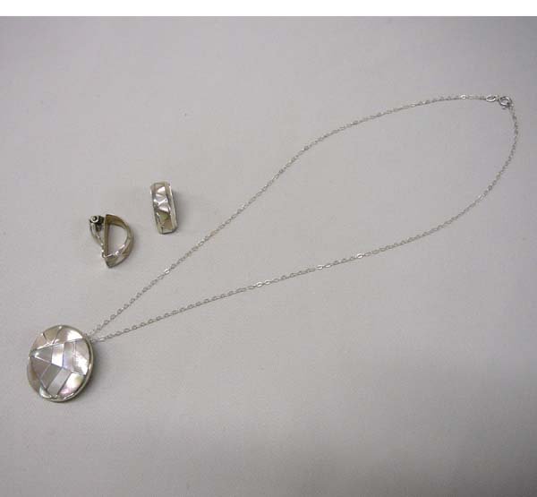 Lot Of Jewelry 8 Earrings, 2 Necklace, 1 Ring - 2