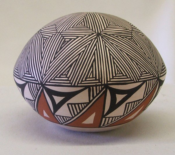 Acoma Seed Jar By E. Concho 3 x 3.5''