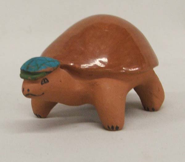 Tesuque Pottery Turtle by Sue Dorame 3.5'': Tesuque Pottery Turtle by Sue Dorame 3.5''. SHI $20.