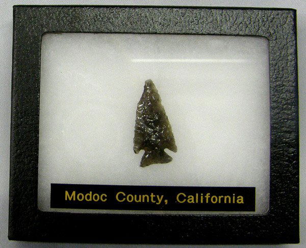 Modoc County California Obsidian Arrowhead 1.5": Modoc County California Obisidian Arrowhead 1.5x.75" SHI $15