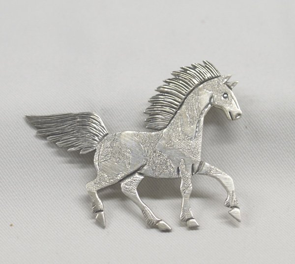 Navajo Sterling Silver Horse Pin by C & R Lee: Navajo Sterling Silver Horse Pin by Clarence Lee & Russell Lee, 2''. SHI $15.