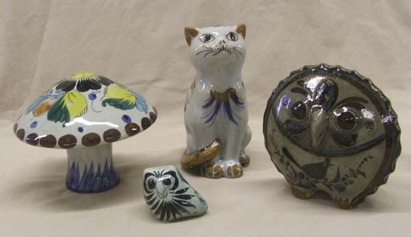 4 Mexican Tonala Porcelain Figurines: 4 Mexican Tonala Porcelain Figurines, the largest is the cat, measures approx. 6 x 3''. SHI $25.