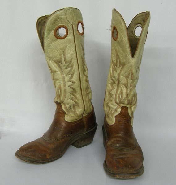 USA All Leather Cowboy Boots Size 8 1/2 D: USA All Leather Cowboy Boots Size 8 1/2 D. SHI $25.