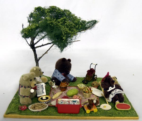 Teddy Bear's Picnic Miniature Display: Teddy Bear's Picnic Miniature Display. Plexiglass cover, measures 8''x10.25''x8.25''. SHI $35.