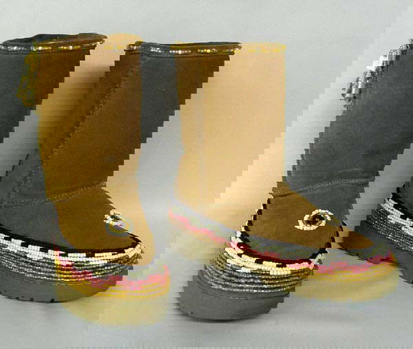 Suede Top Boots Beaded by Kills Thunder: Suede Top Boots Beaded by Kills Thunder. Size 8. SHI $20.