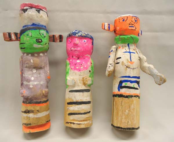 3 Vintage Taos Picuris Rio Grande Kachinas: 3 Vintage Taos Picuris Rio Grande Kachinas. Largest measures approx. 8 1/3''H. SHI $20.