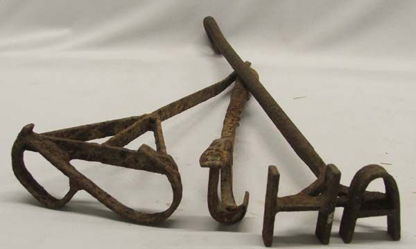 Antique Cowboy Branding Irons: Antique Cowboy Branding Irons, including running Iron, AH, & Lazy B. Largest measures approx. 18''. Buyers Pay Actual Shipping and Handling Charges(see terms and conditions for more information)