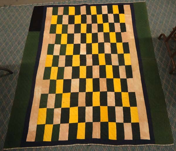 Vintage Eye Dazzler Comforter with Flannel Lining: Vintage Country Comforter. Clean. Measures approx. 71'' x 81''. Buyers Pay Actual Shipping and Handling Charges(see terms and conditions for more information).