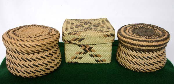 3 Tarahumara Woven Pine Needle Lidded Baskets: 3 Tarahumara Woven Pine Needle Lidded Baskets. The square one measures 3.5''x3.5''x2.25''. Buyers Pay Actual Shipping and Handling Charges(see terms and conditions for more information).