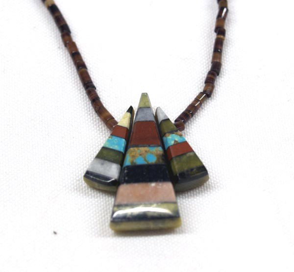 Vintage Native American Santo Domingo Choker: 1940's Native American Santo Domingo Pen Shell Heishi Choker, has 3 triangular double sided inlaid turquoise, dolomite, pipestone, and MOP beads, measures approx. 15.5'' end to end, and largest triang