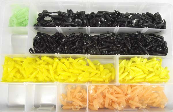 Soft Plastic Fishing Lure Worms: Collection of Soft Plastic Fishing Lure Worms. Largest measures approx. 2 1/4'' long. Black, yellow, green, peach. All in plastic container. Buyers Pay Actual Shipping and Handling Charges(see terms a