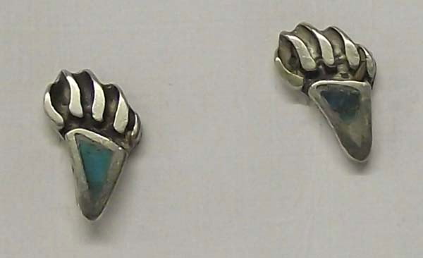 Vintage Navajo Bear Paw Sterling Turquoise Earrings: Vintage Navajo Bear Paw Sterling Silver & Turquoise inlay pierced Earrings. The bear paw represents strength and resilience in Native American lore. Measures approx. 1/2'' long. Buyers Pay Actual Ship