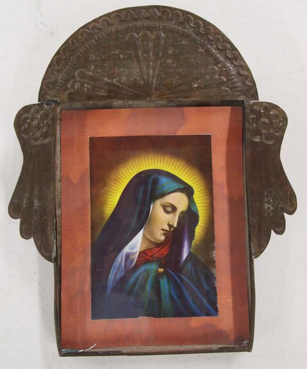 Vintage Mexican Tin Nicho: Vintage Mexican Tin Nicho. Measures 13''x10-1/8'' overall, the picture is 4.5''x6.75''. This is new glass and print in an old tin nicho. The glass is chipped at the bottom. Buyers Pay Actual Shipping 