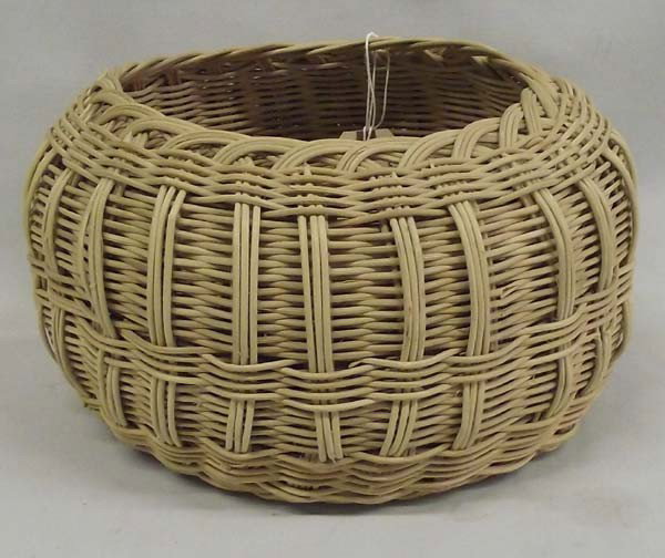 Vintage Cherokee Buck Brush Basket - Jennie Sapp: AGE: Vintage PUEBLO: Cherokee ETHNICITY: Native American DESCRIPTION: Great Cherokee buck Brush Basket. Tag reads: Old Oklahoma Cherokee Basket by artist Jennie Sapp (deceased), on other side: Purchas