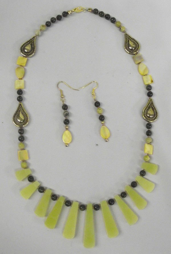 Quail Ridge Yellow Jade Necklace & Earrings: DESCRIPTION: Lovely Chinese canary yellow jade faceted graduated drop Necklace and matching earrings. Necklace has beads of green jade, yellow-green turquoise, brass tear-drop, Abalone square & tear-d