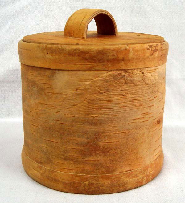 Russian Birch Bark Lidded Container: Russian Birch Bark Lidded Container. Sturdy and beautiful birch bark clyindrical container with a lid that has a handle. Beautiful storage for all kinds of items. Measures 4.5''Hx5''W.