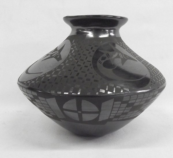 Mata Ortiz Fish Design Pottery Jar -- Benjamin Soto: Mata Ortiz Black on Black Fish Design Pottery Jar- Benjamin Soto. 6''H x 8'' diameter.