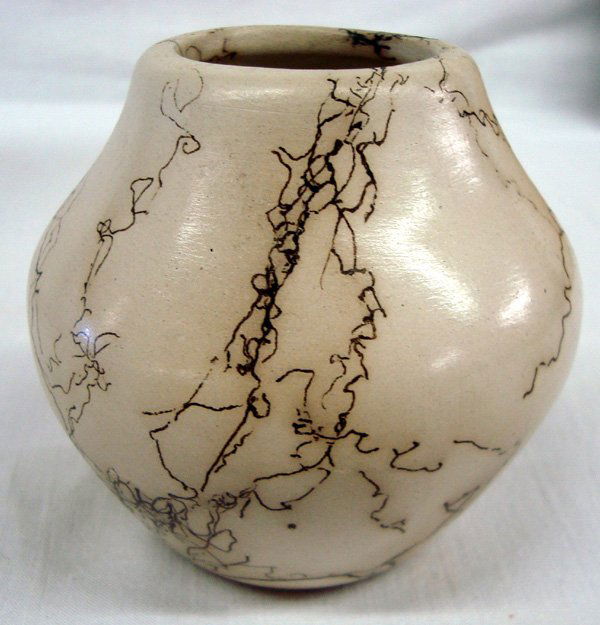 Navajo Horsehair Pottery Jar Venesa Thompson