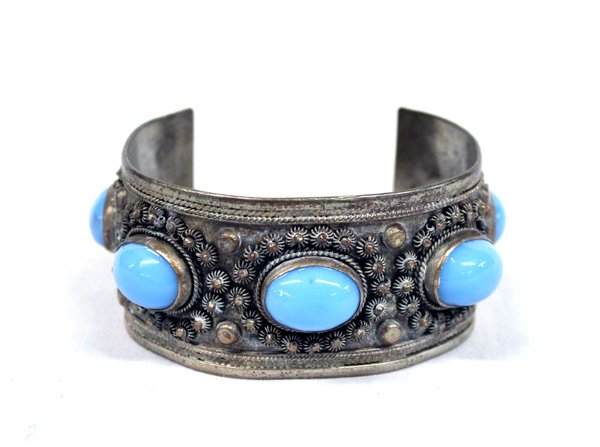 Southwestern Style Cuff Bracelet Sz 7 1/2: From the Collection of Nick and Suzanne Nicholas. Southwestern Style Bracelet, inside measures 7.5 in. which includes gap x 1.25 in. wide, features 5 oval stones .75 in. x .5 in., peyote bead accents,