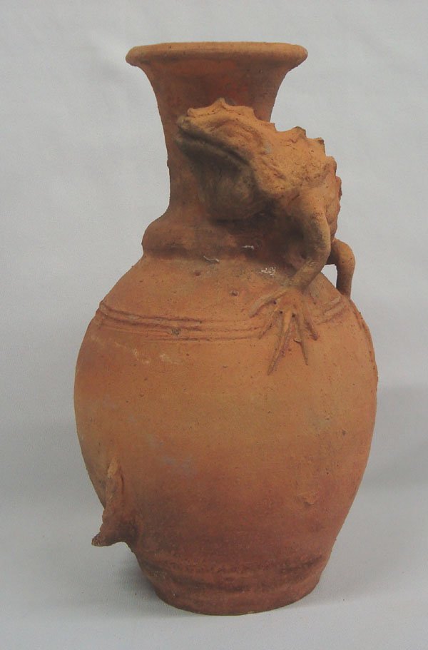 Mexican Lizard Pottery Vase