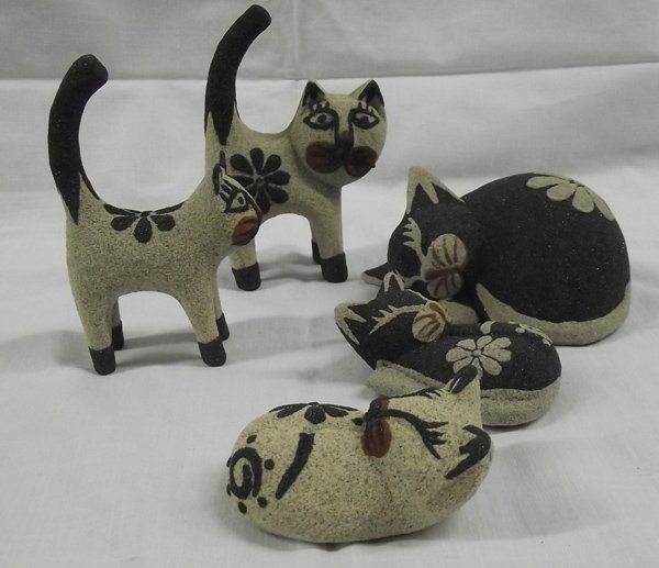 Albizia Wooden Sand Cast Cats: Albizia Wooden Sand Cast Cats, measures approx. 3.5'' x 4''