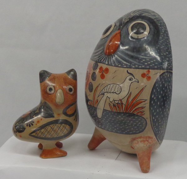 Pr Vintage Mexican Tonala Pottery Owls by Mateos: Pr Vintage Tonala Pottery Owls, largest measures 9.5'' x 6.5'' x 3'', some paint loss on large owl, largest is signed P. Mateos Mexico and the small one is stamped Mexico