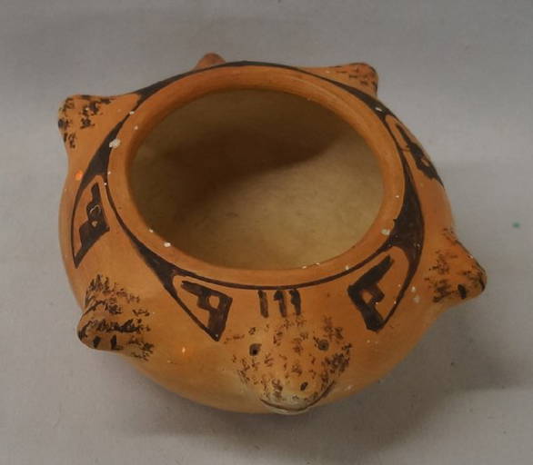 1940 Hopi Turtle Effigy Jar