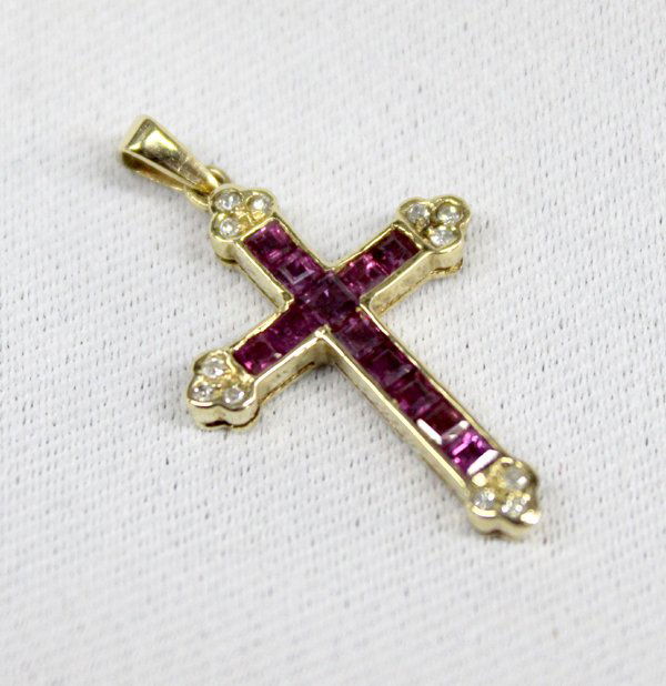 14K Solid Gold, Ruby, and Diamond Cross Pendant: 14K Solid Gold, Ruby, and Diamond Cross Pendant, measures 1.25''L (which includes bale) x .5''W, 1.74g in total wt, beautiful spiritual find, top quality ruby and diamond set in 14K gold pendant cross