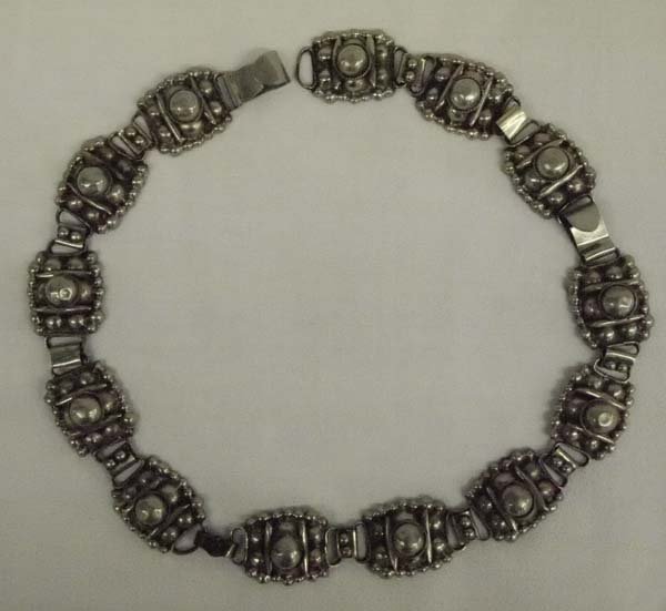 Antique Mexican Sterling Silver Necklace: Antique Mexican Sterling Silver Necklace, measures 20'' end to end, has 13 silver beads measuring 1''D, 4 links have been replaced (do not match original), 68g in total wt.